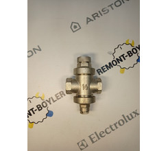 Редуктор давления воды TR 1/2